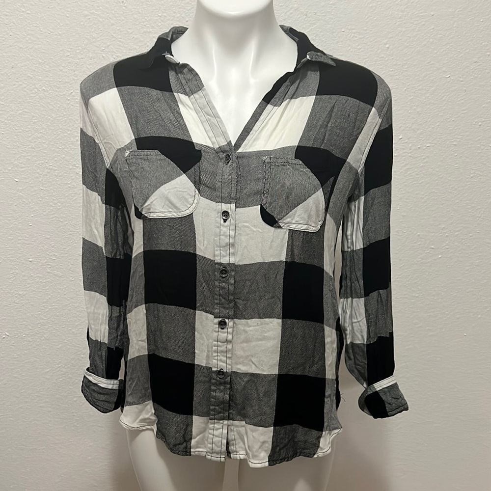 Rock and Republic Rayon Buffalo Plaid High Low Button Down Shirt Sz S